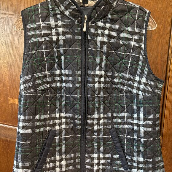 Price Drop Karen Scott,  quilted vest.  Size Medium.  Blue, white and black - Picture 1 of 2